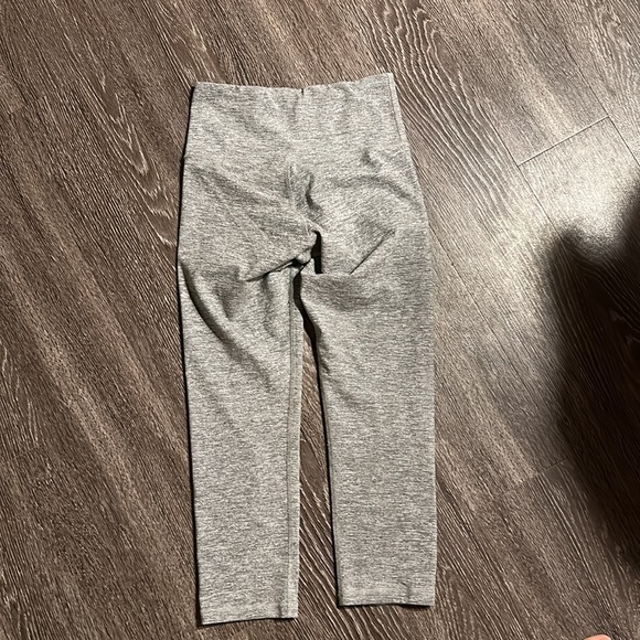 Grey comfy old navy leggings - Picture 4 of 4
